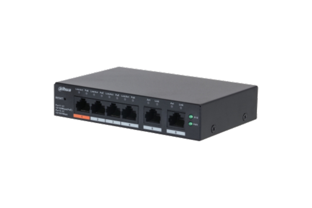 4-Port PoE Switch Cloud Managed