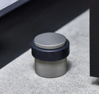 Dörrstopp Helix Beslag Design      Rostfritt